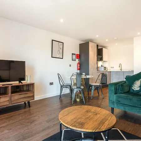 Stayzeni, Ouse Court Smart 2 Bed *